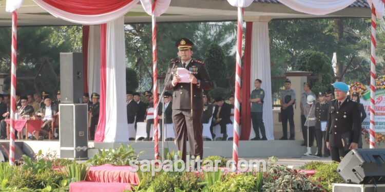 HUT Bhayangkara ke-79 di gelar di alon-alon Kanigoro Blitar, (Selasa 1/7/2025). foto: Aditya/sapablitar.com