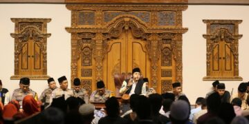 Gus Iqdam Gandeng Satlantas Polres Blitar Kota Kampanyekan Keselamatan Operasi Semeru